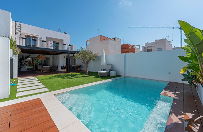 Casas en venta y pisos alquiler - 2