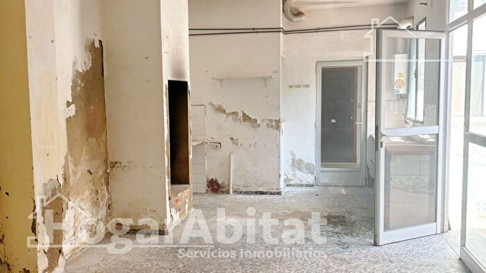 Casas en venta y pisos alquiler - 3