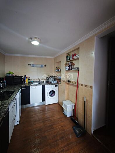 Casas en venta y pisos alquiler - 2