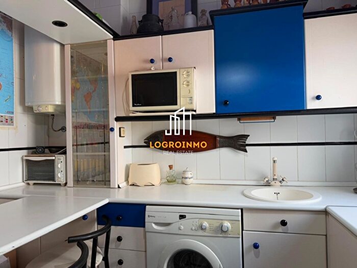 Casas en venta y pisos alquiler - 2