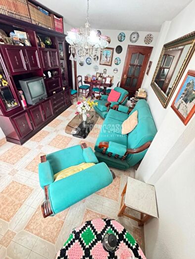 Casas en venta y pisos alquiler - 2