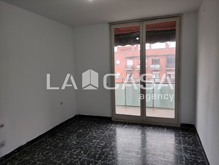 Piso en venta en Centre, Santa Coloma de Gramenet de 4 habitaciones