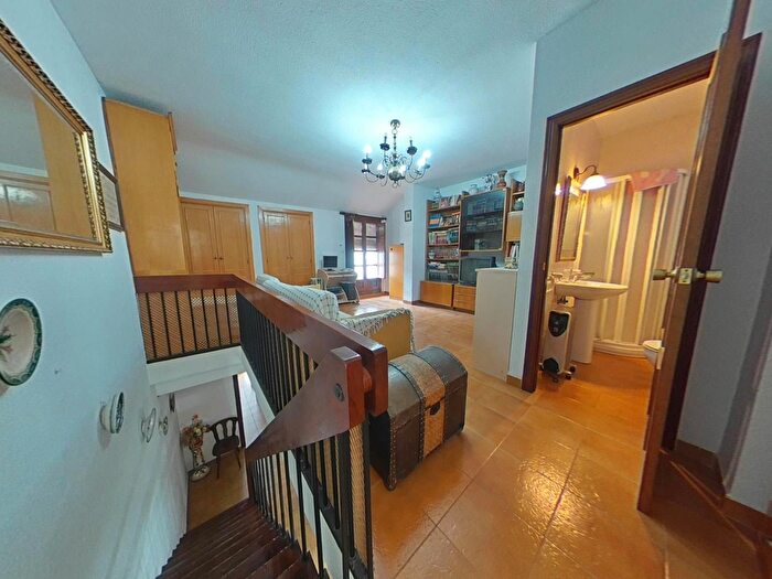 Casas en venta y pisos alquiler - 2