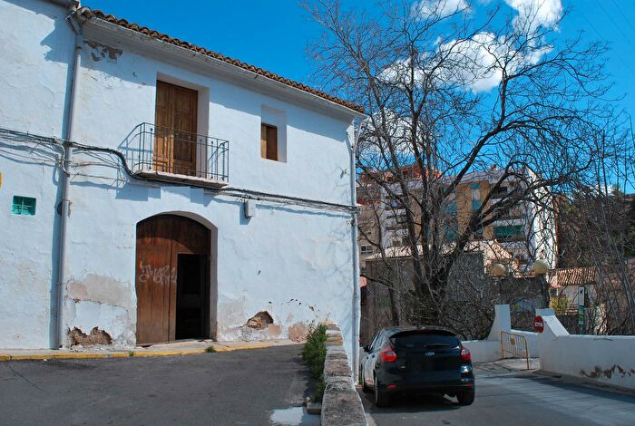 Casa en venta en Buñol, Valencia de 5 habitaciones