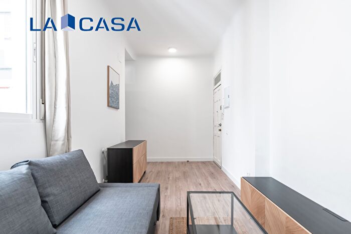 Casas en venta y pisos alquiler - 1