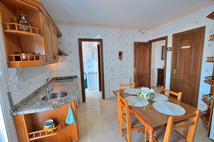 Casas en venta y pisos alquiler - 2