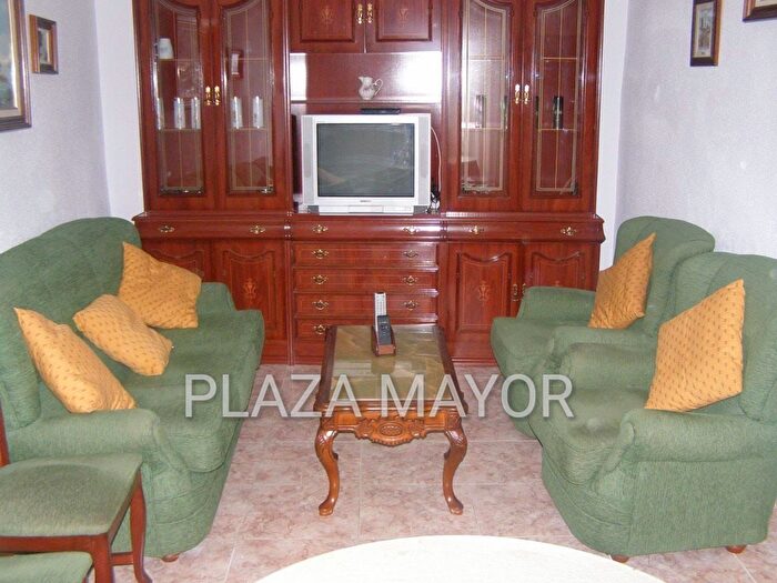 Casas en venta y pisos alquiler - 1