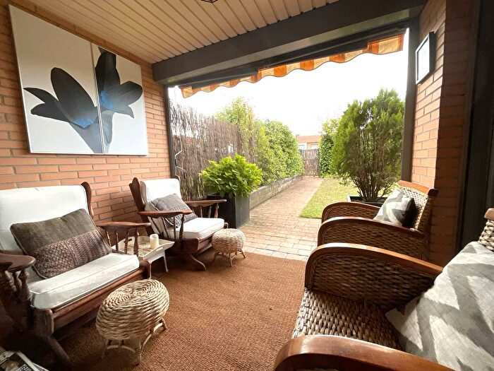 Casas en venta y pisos alquiler - 1