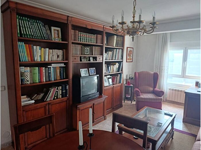 Casas en venta y pisos alquiler - 2