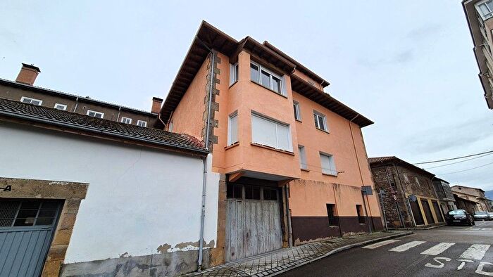 Casas en venta y pisos alquiler - 3