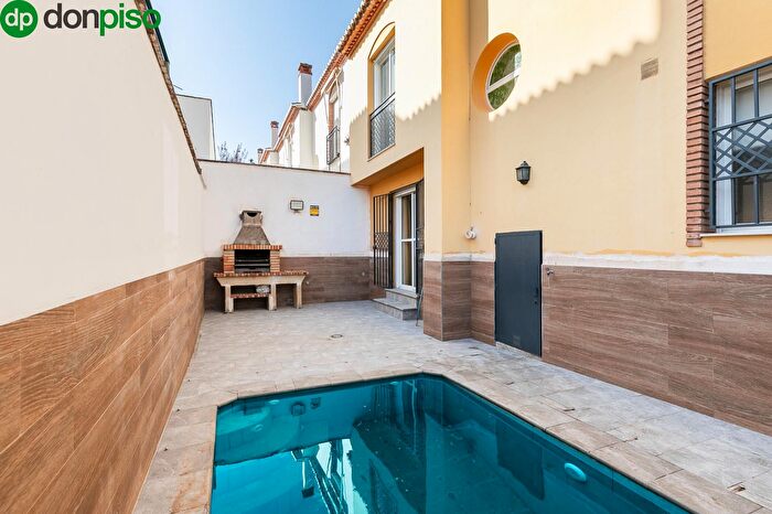 Casas en venta y pisos alquiler - 1