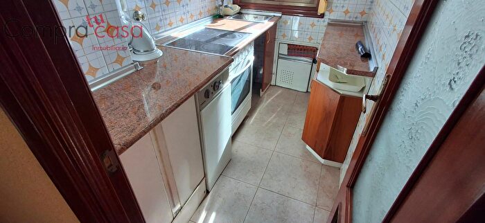 Casas en venta y pisos alquiler - 3