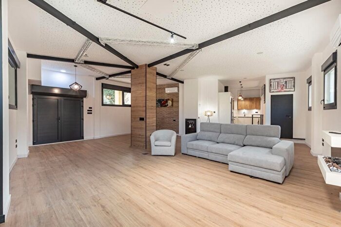Piso en venta en Genil, Camino de los Neveros Serrallo de 1 habitacion