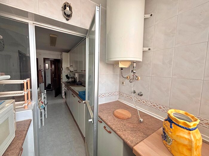 Casas en venta y pisos alquiler - 2