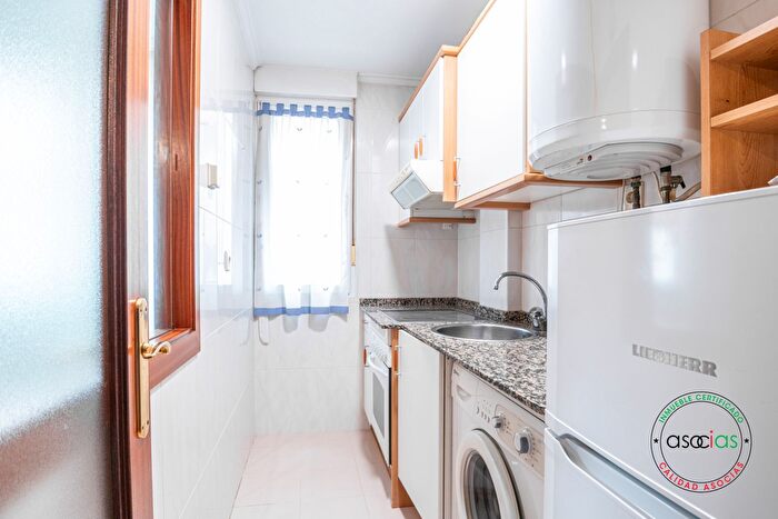 Casas en venta y pisos alquiler - 2