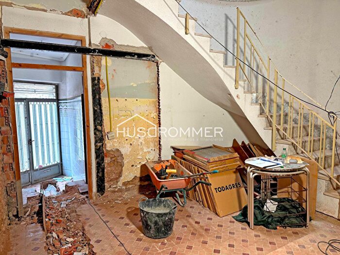 Casas en venta y pisos alquiler - 3
