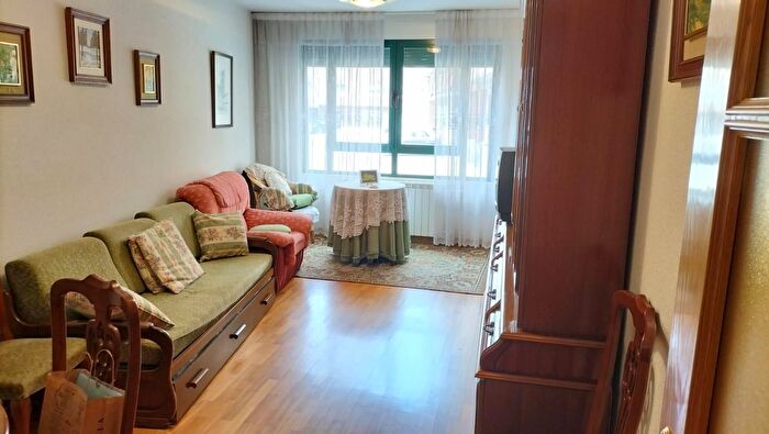 Casas en venta y pisos alquiler - 2