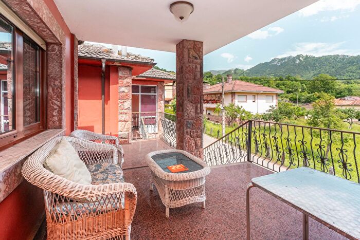 Casa en venta en Aller, Asturias de 11 habitaciones
