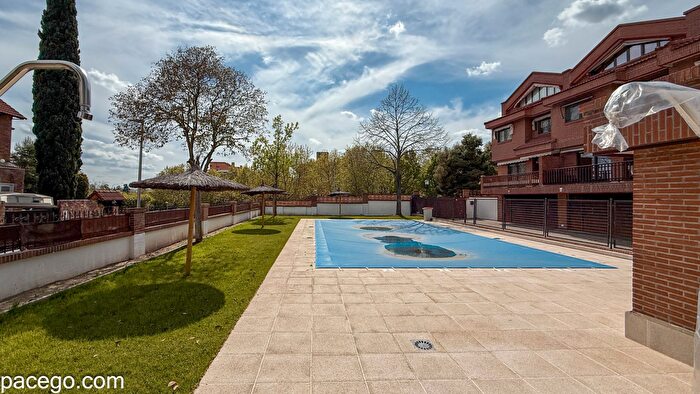 Casas en venta y pisos alquiler - 2