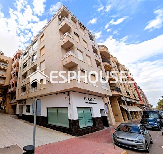 Casas en venta y pisos alquiler - 1