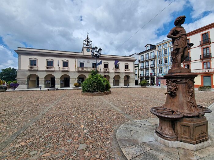 Casas en venta y pisos alquiler - 3