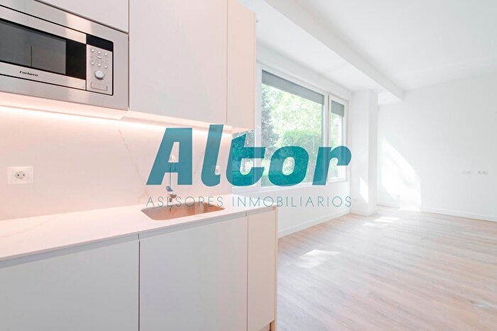 Casas en venta y pisos alquiler - 2