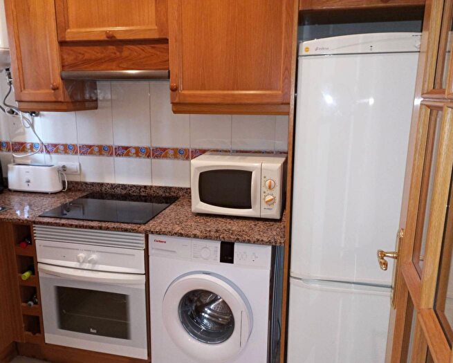Casas en venta y pisos alquiler - 2