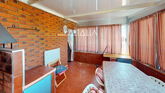 Casas en venta y pisos alquiler - 2