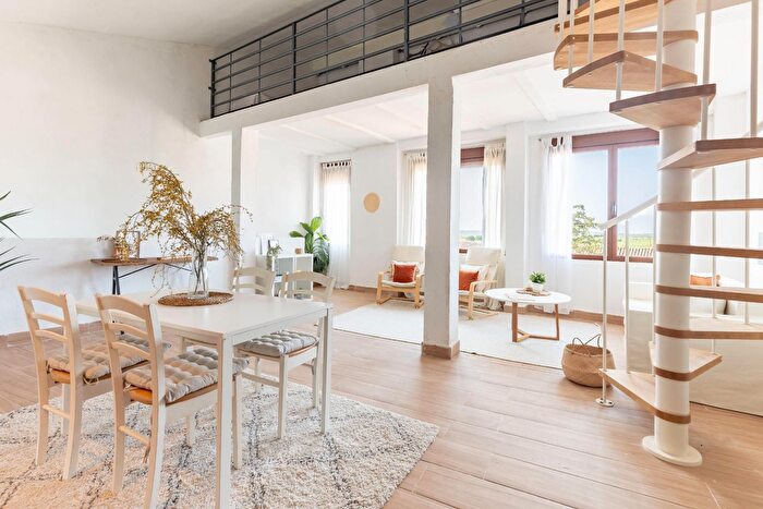 Casas en venta y pisos alquiler - 1
