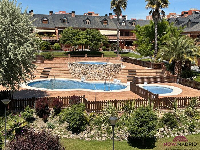 Casas en venta y pisos alquiler - 1