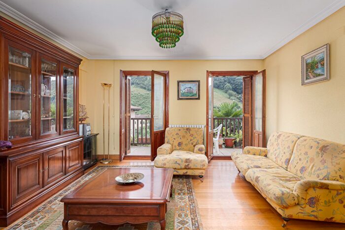 Casas en venta y pisos alquiler - 2