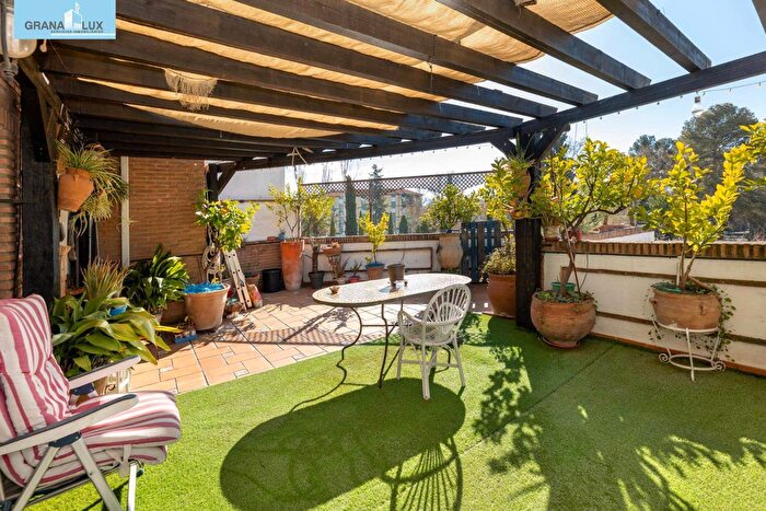 Casa en venta en Andalucía, Granada de 5 habitaciones