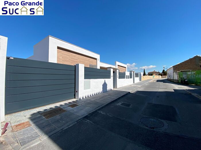 Casa en alquiler en La Zubia Ciudad, La Zubia de 3 habitaciones