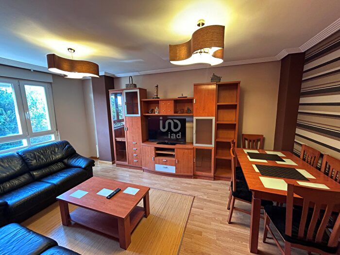 Casas en venta y pisos alquiler - 1