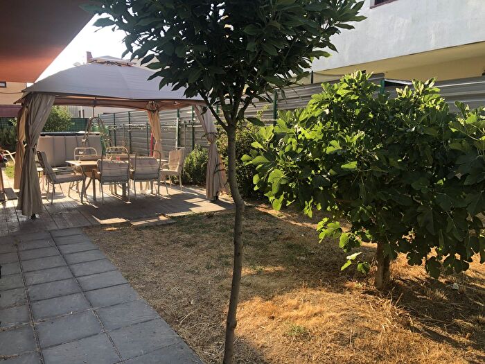 Casa en venta en Espirdo, Segovia de 4 habitaciones