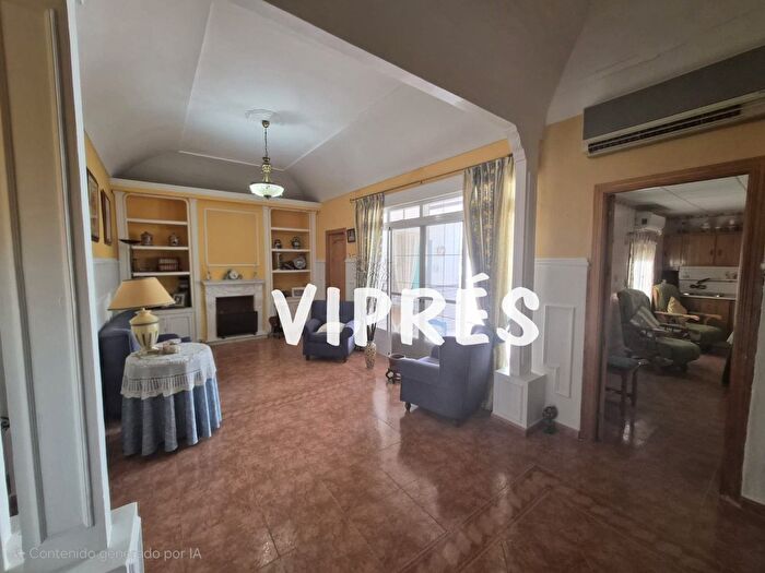 Casas en venta y pisos alquiler - 1