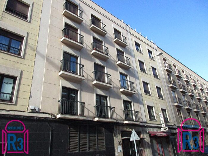Piso en alquiler en Centro Ciudad, León Capital de 3 habitaciones