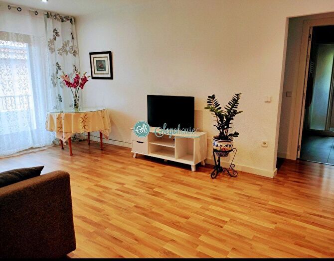 Casas en venta y pisos alquiler - 2