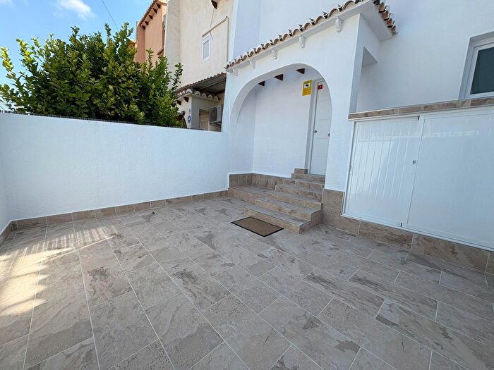 Casas en venta y pisos alquiler - 2