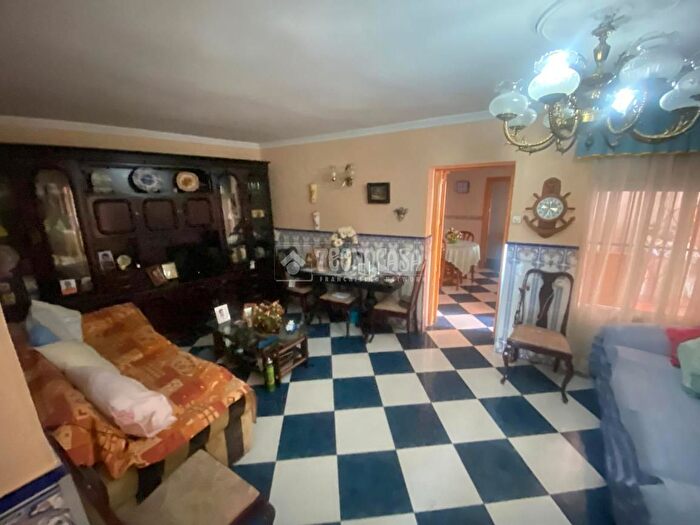 Casas en venta y pisos alquiler - 2
