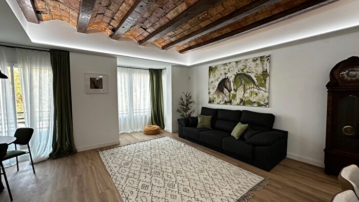 Casas en venta y pisos alquiler - 1
