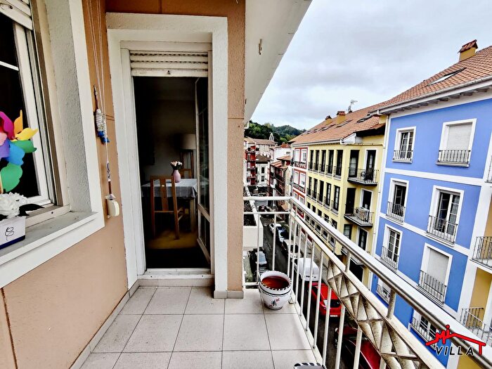 Casas en venta y pisos alquiler - 2
