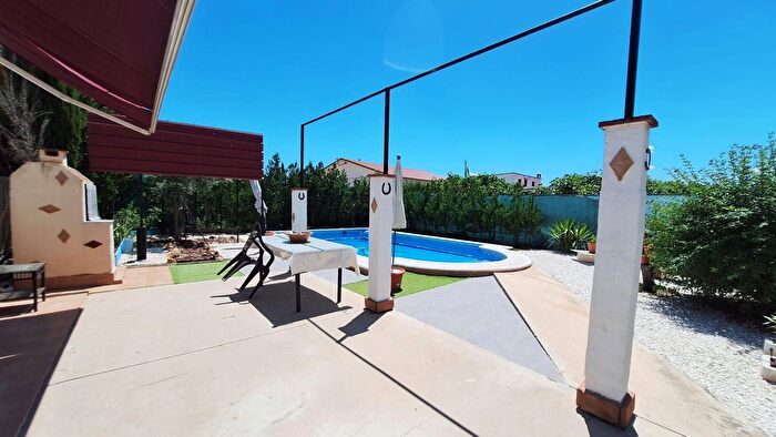 Casa en venta en Periurbano Oeste Sierra, El Higuerón de 4 habitaciones