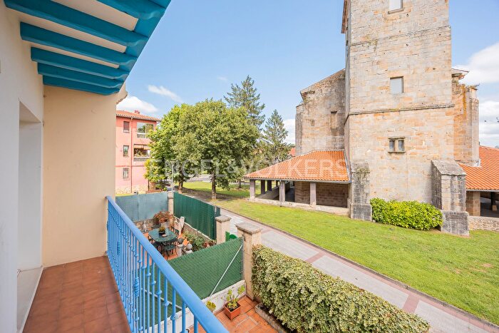 Casas en venta y pisos alquiler - 3