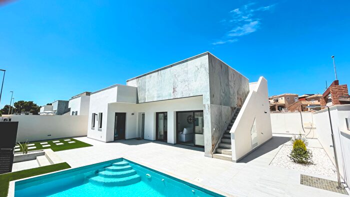 Casa en venta en El Pinar de Campoverde, Pilar de la Horadada de 3 habitaciones