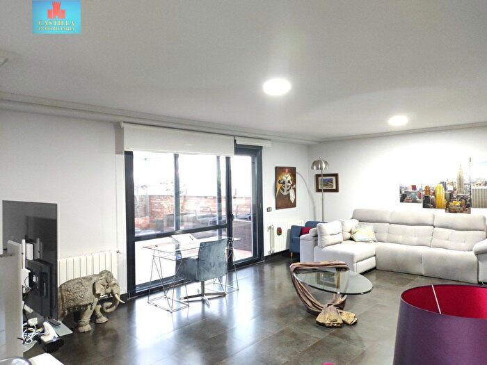 Casas en venta y pisos alquiler - 3