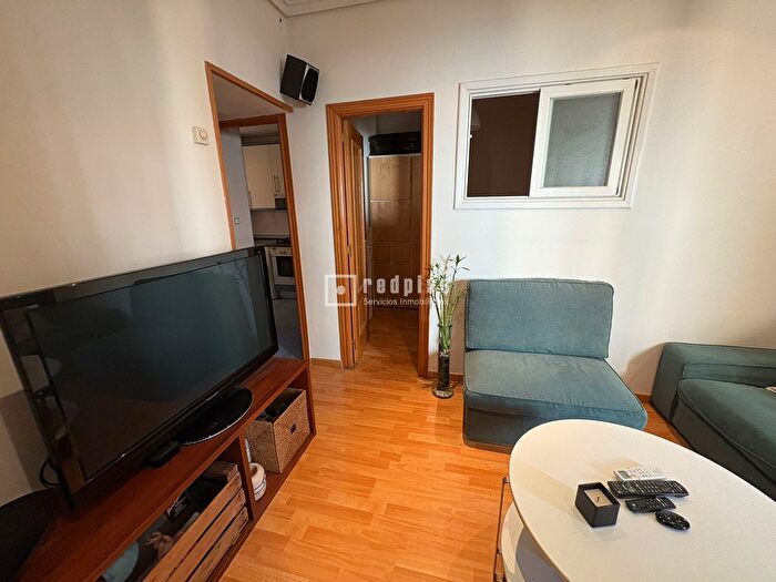 Casas en venta y pisos alquiler - 2