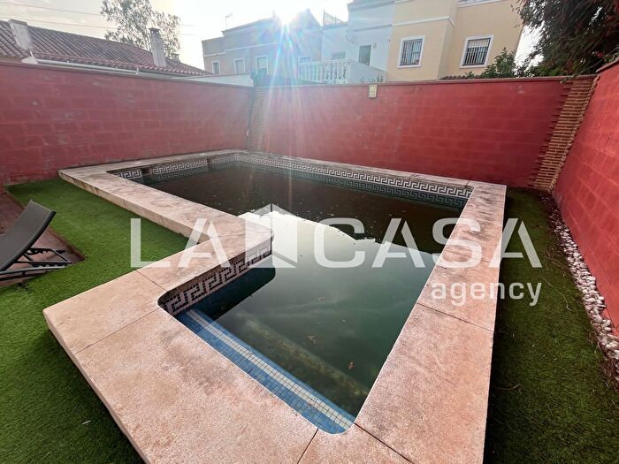 Casas en venta y pisos alquiler - 2