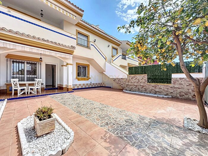 Casas en venta y pisos alquiler - 1