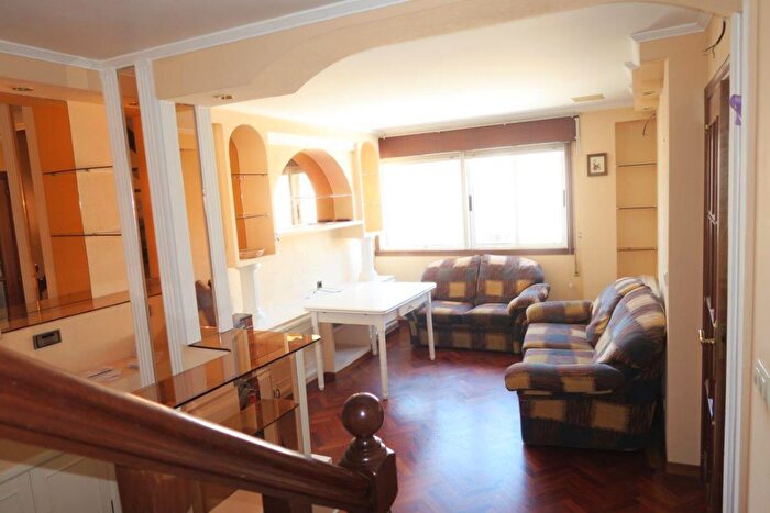 Casas en venta y pisos alquiler - 1